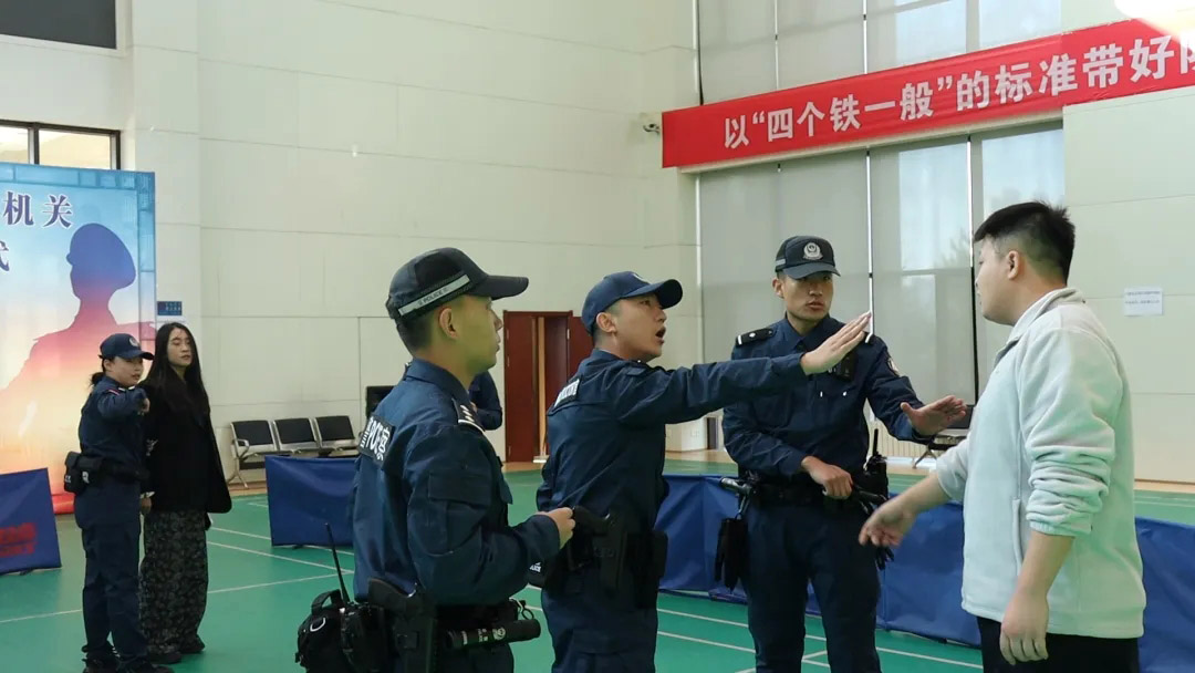 集宁公安在2024年乌兰察布市公安机关警务实战教官比武中斩获佳绩2.jpg