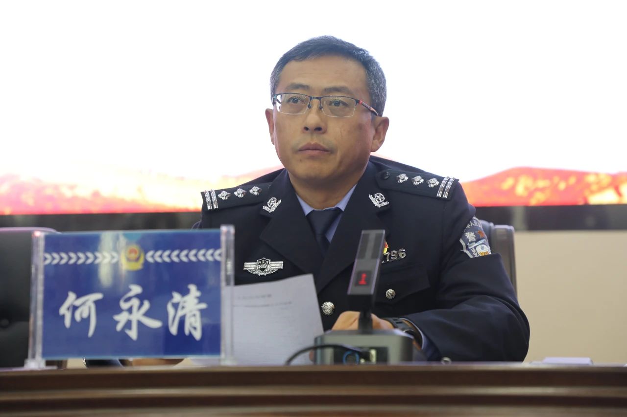 爱警暖警服务警——四子王旗警察协会正式成立2.jpg